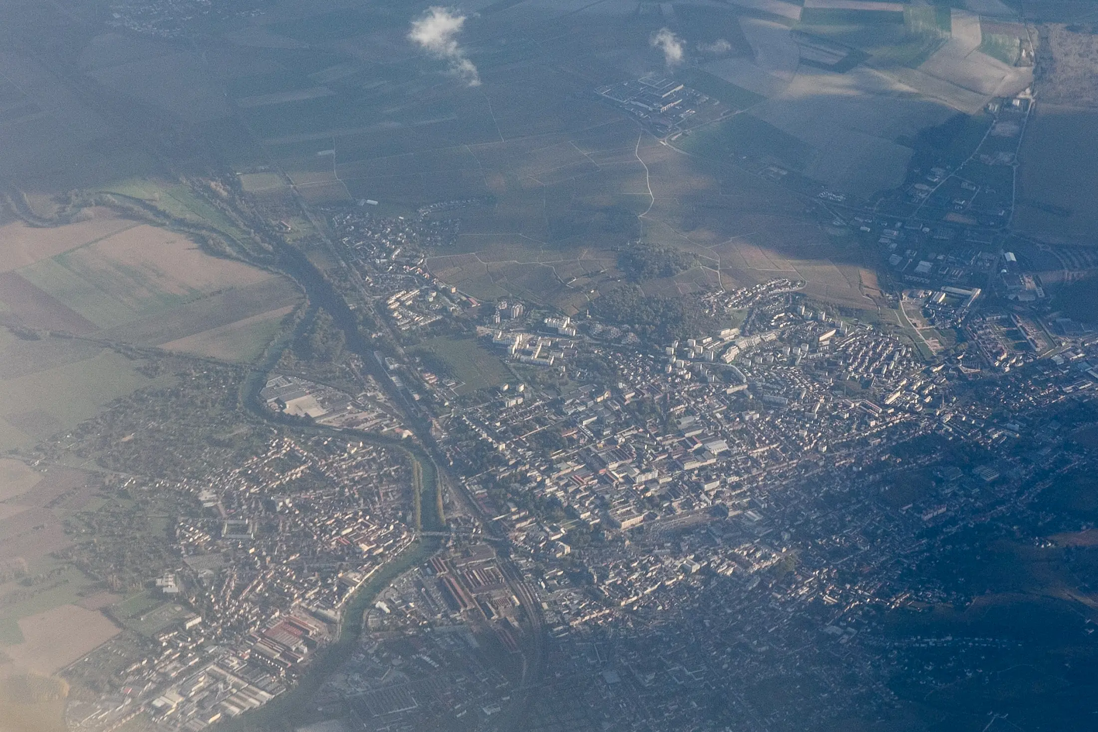 Pymouss — CC BY-SA 4.0 Aerial view of Épernay photographed in October 2017