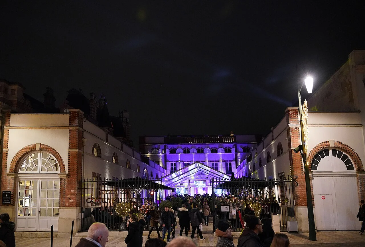 Collard-Picard during Habits de Lumière in Épernay in 2025