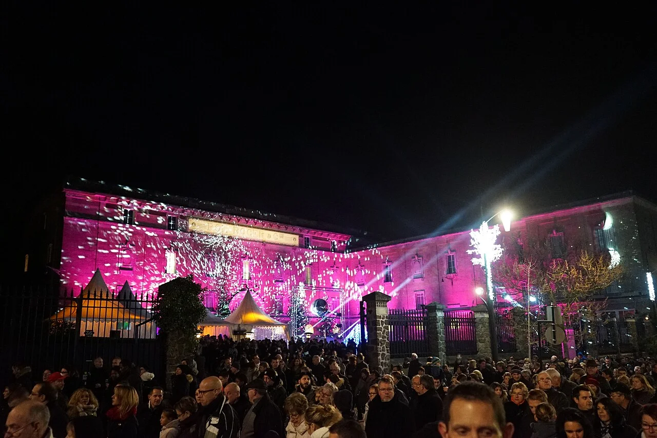 Pol Roger during Habits de Lumière in Épernay in 2016